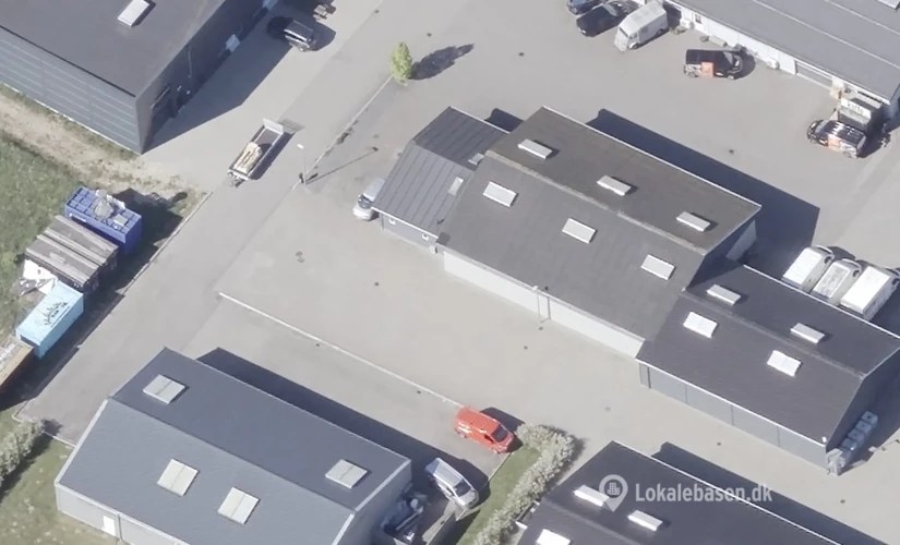 Lager til leje på Rørvangsvej 43A, 4300 Holbæk - 1054 m² | Foto 0 - Lokalebasen