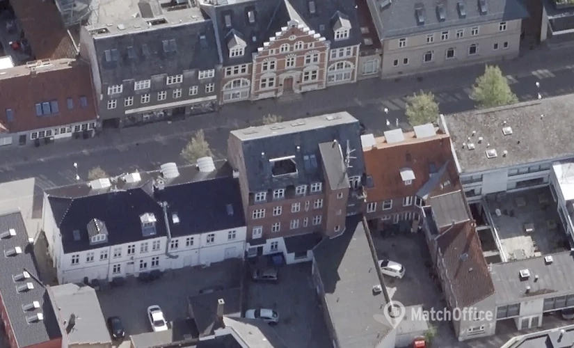 Office Slotsgade 48 3400 Hillerod