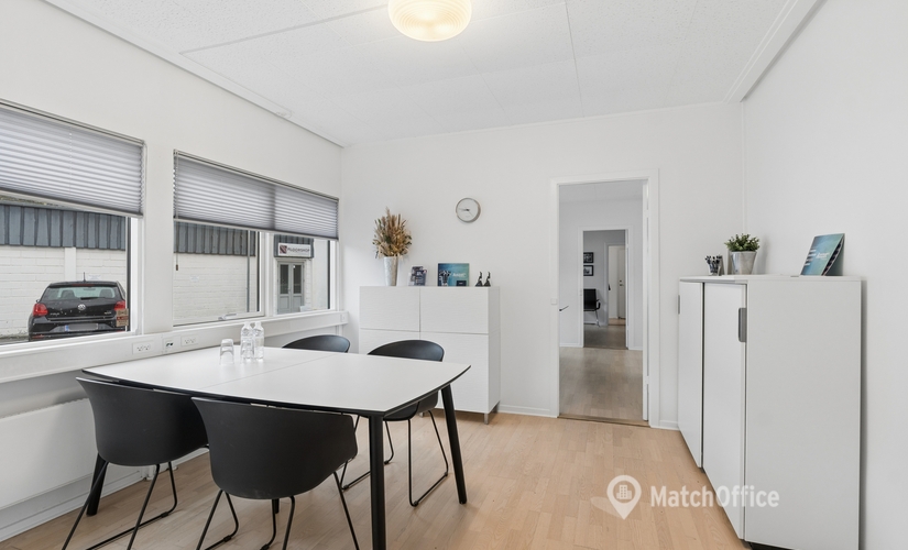 Office Rugvænget 22 2630 Taastrup