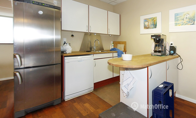 330 m² Serviced office up for rent in Brondby, Vallensbækvej 22A (2605) can cater to all your needs - 3 | MatchOffice.com