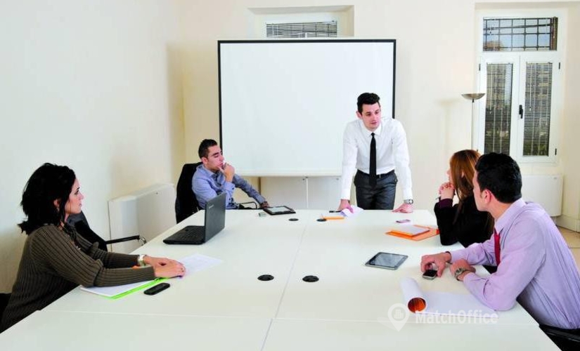 Choose a 30 m² Meeting room in Algiers, 1 bd Amilcar Cabral (16003) - 0 | MatchOffice.com