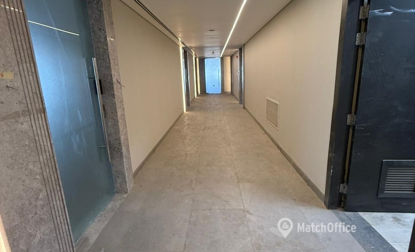 Office 2C42+8F7 11865 Cairo
