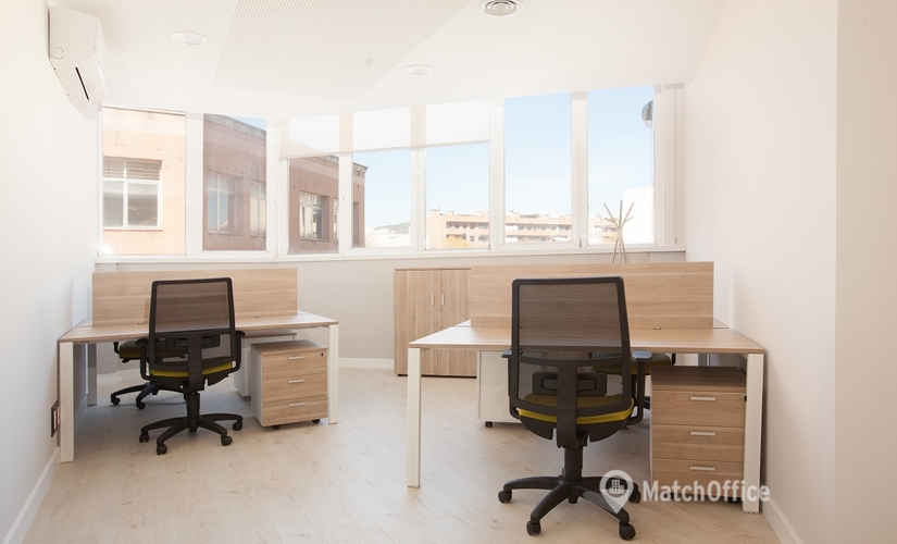 Micentro de negocio disponible para alquilar en Mataró 200 m², Ronda President Irla 28 - 2 | MatchOffice.es