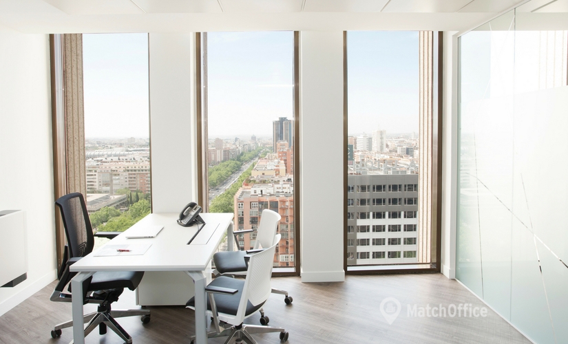 Observe oficinas compartidas en Madrid Centro 192 m², Paseo de la Castellana 141 - 3 | MatchOffice