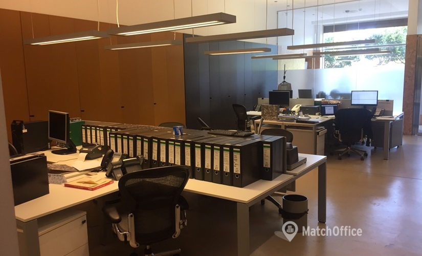 Explore suitable a 300 m² Co-working  in Valencia, C/ Ernesto Che Guevara 18 bajo (46920) - 1 | MatchOffice