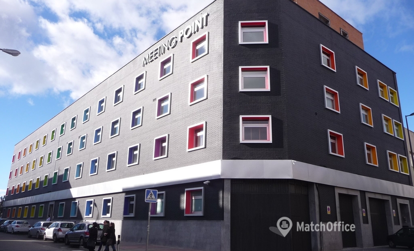 Centros de oficinas disponible para alquilar en Madrid Centro 56 m², Calle de Manuel Tovar 42 - 0 | MatchOffice