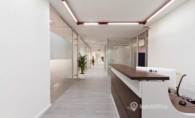 Centros de oficinas en alquiler en Madrid Centro 350 m², Jacometrezo 15 - 4 | MatchOffice.es