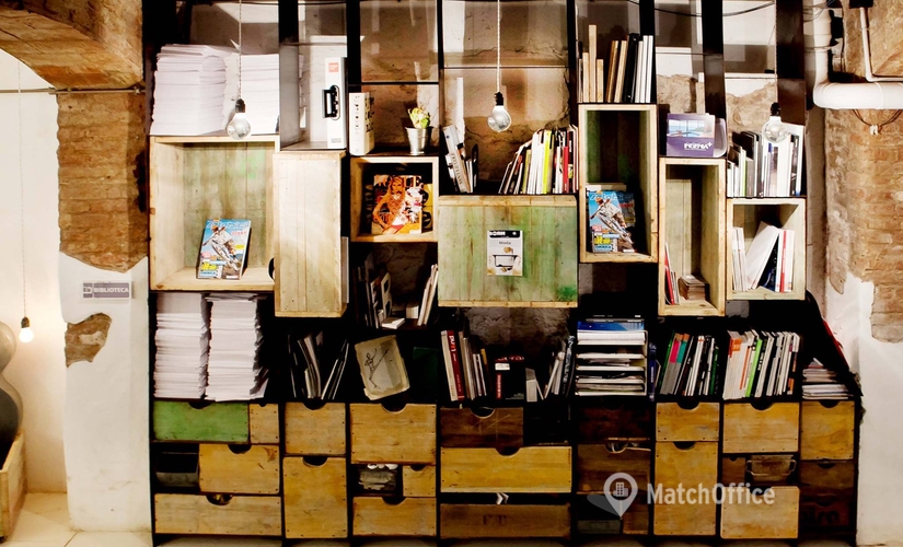 Centros de negocio disponible para alquilar en Barcelona 70 m², C/ Vigatans - 3 | MatchOffice.es