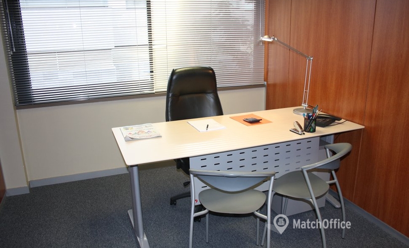 Centro de negocios Cl. Oriente 78-84 Edificio Inbisa, Sant Cugat del Vallés 08190 Sant Cugat det Vallés