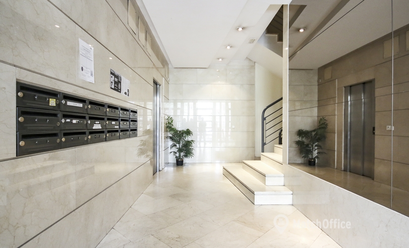 45 m² Serviced office in Madrid Centro, Calle de Josefa Valcárcel 8 (28027) - 1 | MatchOffice