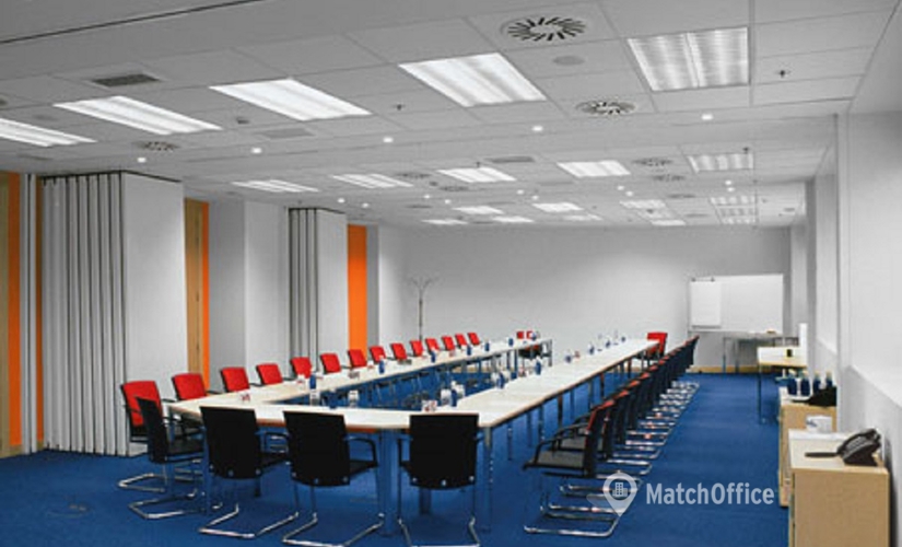 Alquile sala de conferencias fiable en Madrid Centro 500 m², Ribera del Loira 46 - 2 | MatchOffice.es