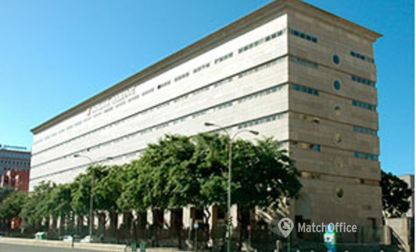 Elija sala de juntas en Sevilla 50 m², Avenida San Francisco Javier - 1 | MatchOffice.es