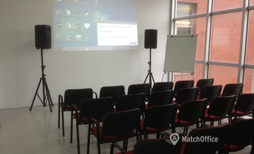 Book a 35 m² Conference hall in Mataro, C/ Balanço i Boter (08302) - 11 | MatchOffice.com