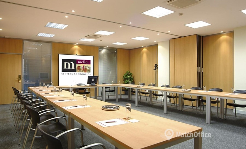 Book a 70 m² Conference hall in Marbella, Urbana La Alzambra (29660) - 2 | MatchOffice