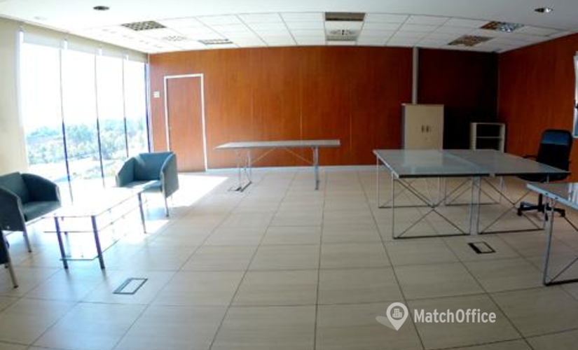 Choose a 39 m² Conference center in Barcelona, Passeig del Ferrocarril 337 (08860) - 2 | MatchOffice.com