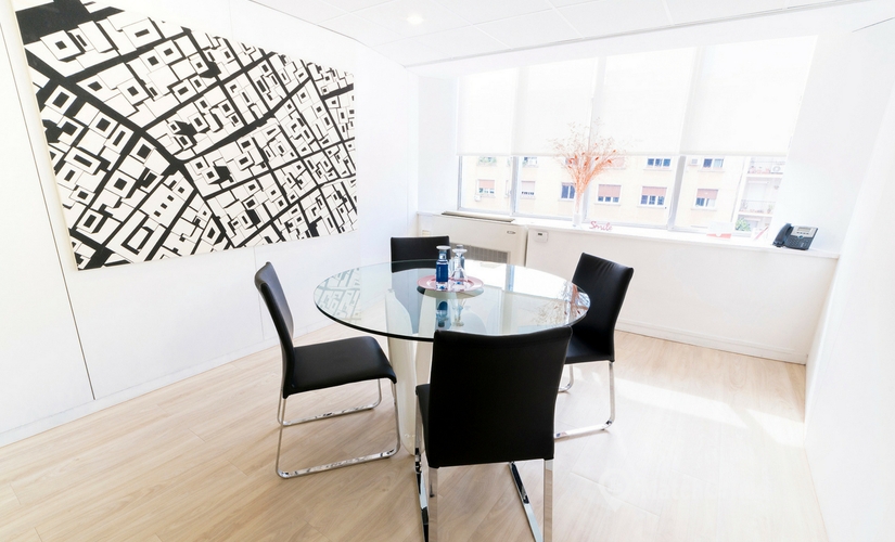 Reserve sala de reuniones en les Corts 34 m², Gran Vía de Carles III 84 - 5 | MatchOffice.es