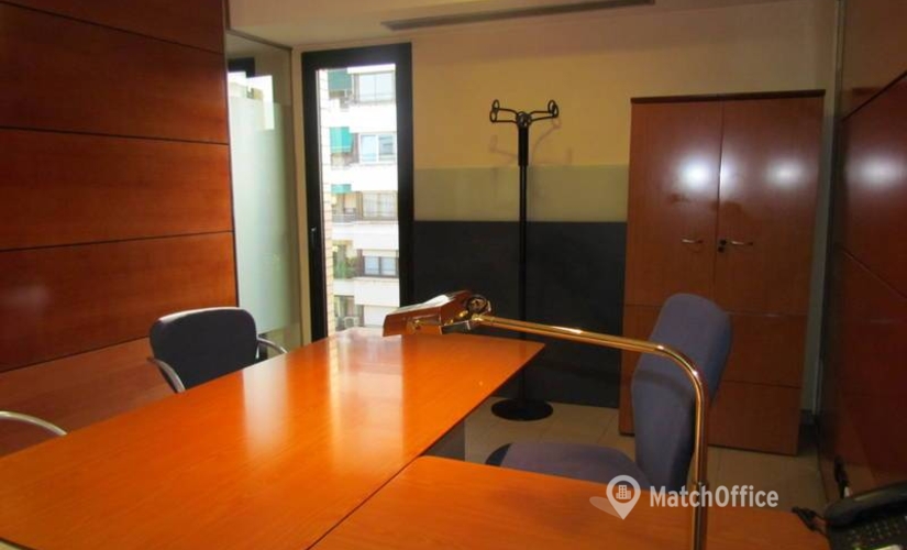 Elija sala de conferencias en Granollers 15 m², Carrer Conestable de Portugal 43-45 - 13 | MatchOffice