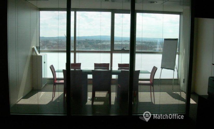 Book a 25 m² Conference hall in Zaragoza, Avda María Zambrano 31 (50018) - 12 | MatchOffice