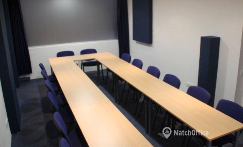 Book a 30 m² Conference space in Barcelona, Avenida Josep Tarradellas 38 (08029) - 4 | MatchOffice.com
