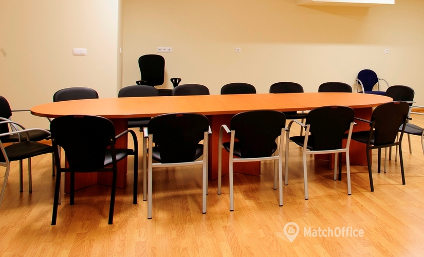 Alquile sala de reuniones en Astorga 19 m², Plaza Obispo Alcolea3 - 9 | MatchOffice