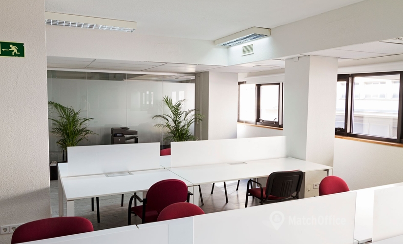 Reserve sala de reuniones en Madrid Centro 40 m², Calle de Jacometrezo 15 - 12 | MatchOffice.es