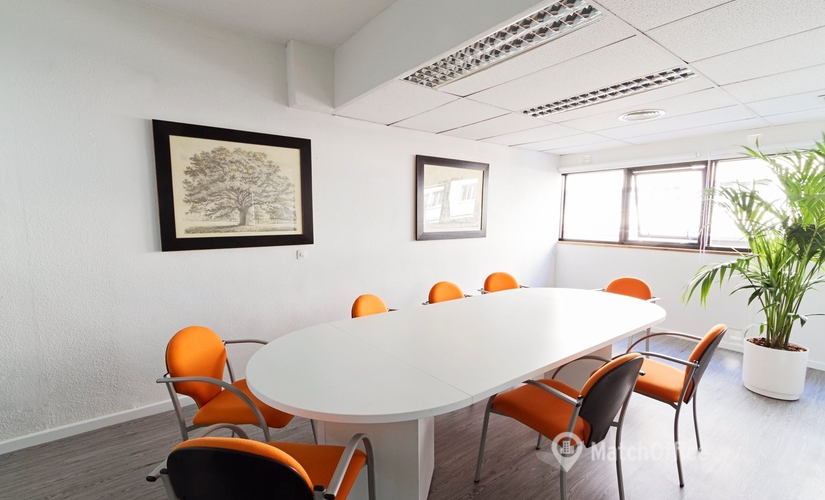 Book a 40 m² Conference room in Madrid Centro, Jacometrezo 15 (28013) - 16 | MatchOffice