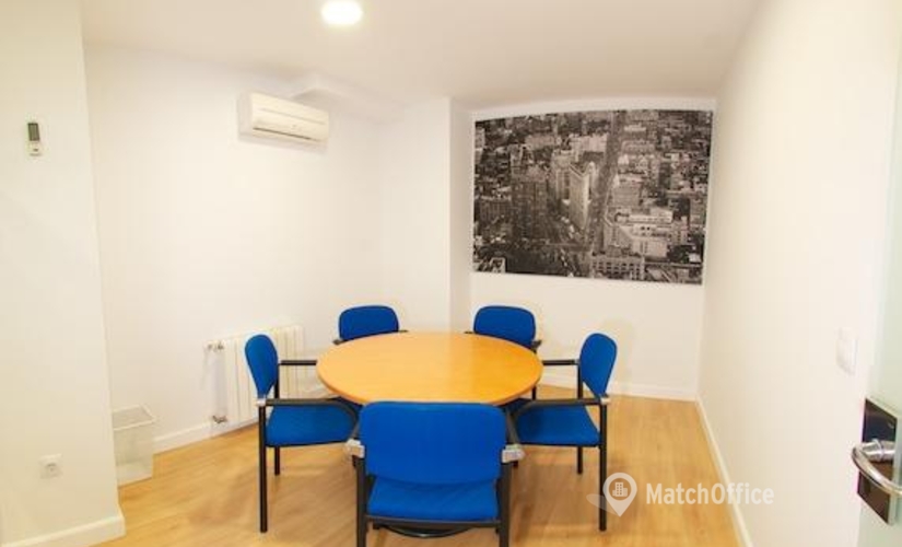 Alquile sala de conferencias en Madrid Centro 40 m², Paseo de la Castellana 179 - 5 | MatchOffice.es