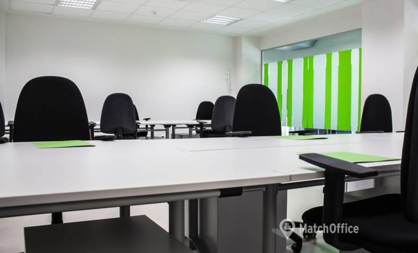 Reserve sala de juntas en Madrid Centro 56 m², Calle de Manuel Tovar 42 - 8 | MatchOffice.es