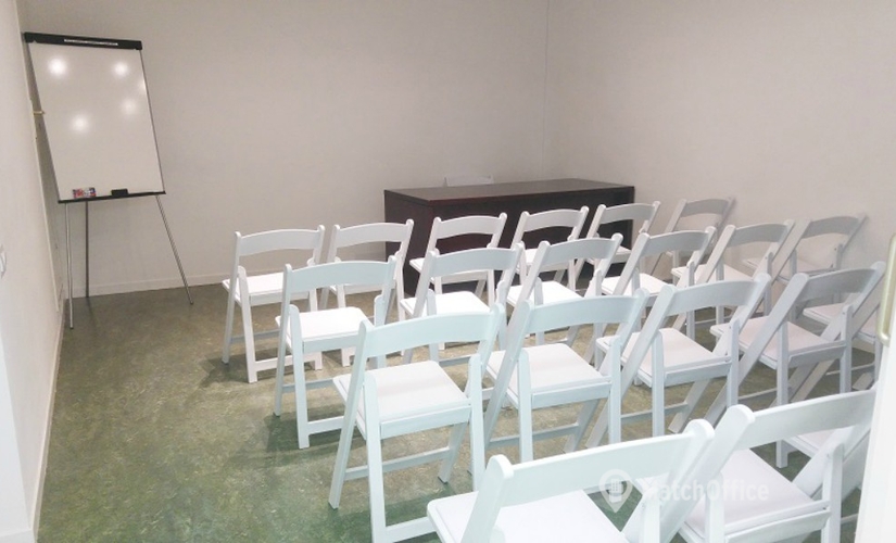 Book a 20 m² Conference room in Barcelona, Travessera de Dalt (08024) - 8 | MatchOffice.com