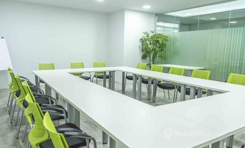 Elija sala de conferencias en Madrid Centro 40 m², Calle Agustín de Foxá - 21 | MatchOffice.es