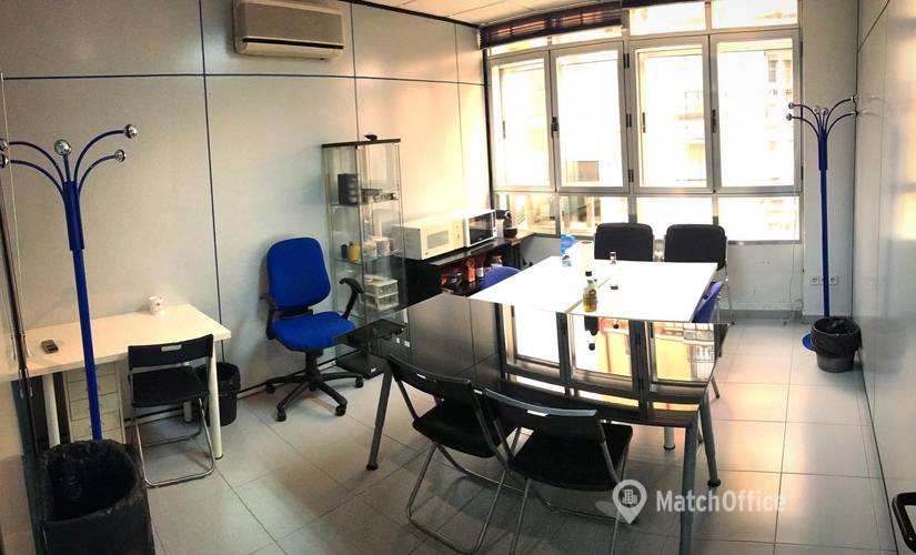 Reserve sala de juntas acogedora en Madrid Centro 18 m², Paseo Delicias - 1 | MatchOffice.es