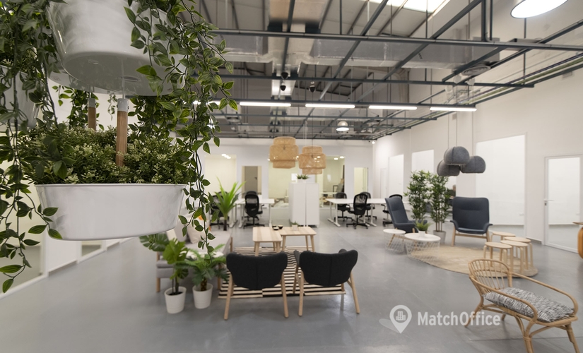 Centros de oficinas en alquiler en Málaga 1665 m², Carril de la Cordobesa - 3 | MatchOffice.es