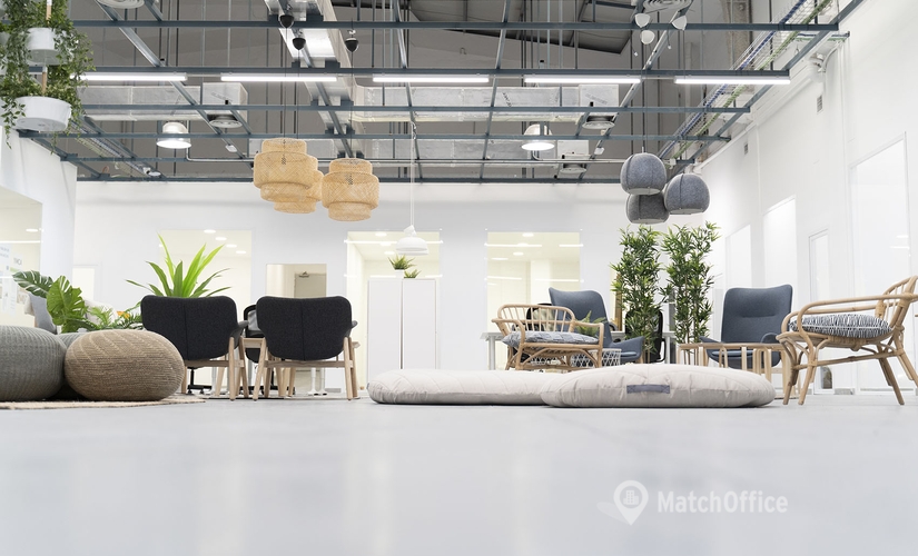 Centros de negocio en alquiler en Málaga 1665 m², Carril de la Cordobesa - 4 | MatchOffice