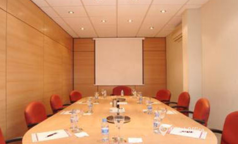 Alquile sala de juntas fiable en Málaga 35 m², Calle Palma del Río - 1 | MatchOffice