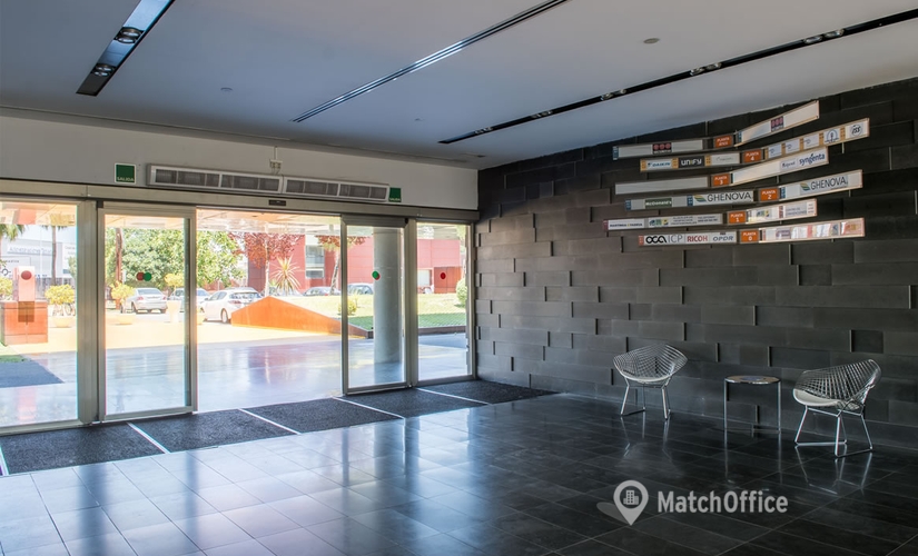 60 m² Business park in Seville, Carretera de la Exclusa nº 11 (41011) - 1 | MatchOffice.com