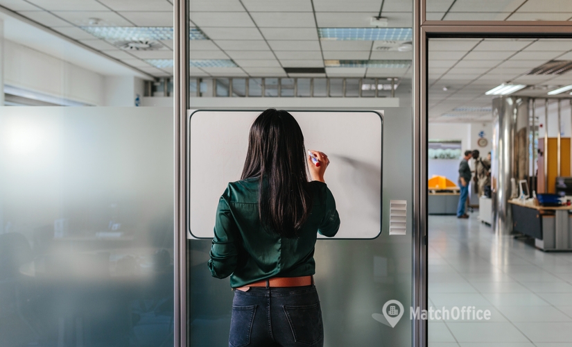 Join suitable a 420 m² Shared workspace  in Madrid Tetuán, Calle Asunción Castell 5 (28020) - 2 | MatchOffice.com