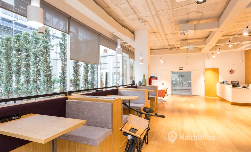 Explore oficinas temporales en Barcelona 70 m², Carrer de Pallars 193 - 2 | MatchOffice