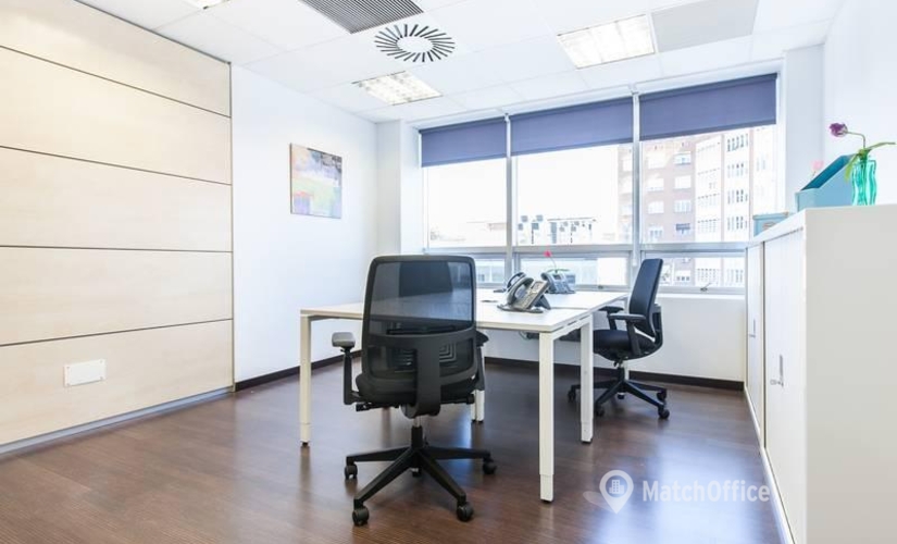 Explore coworking en Madrid Centro 70 m², Maria de Molina 39 - 2 | MatchOffice