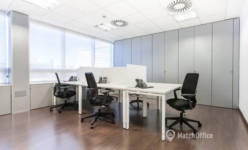 Explore oficinas compartidas en Madrid Centro 70 m², Maria de Molina 39 - 3 | MatchOffice.es