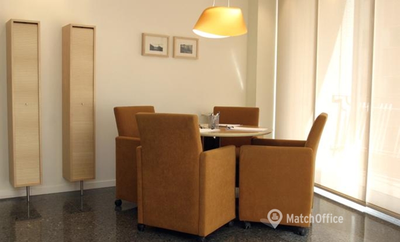 Alquile oficinas compartidas en València 90 m², Avinguda de l'Oest 34 - 2 | MatchOffice.es