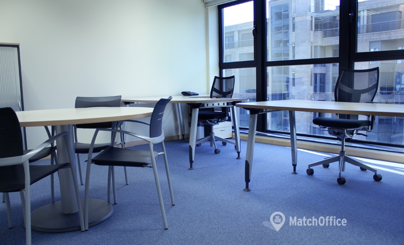 55 m² Coworking space in Valencia, Avinguda de les Corts Valencianas 39 - Entl. 2º E (46015) - 3 | MatchOffice