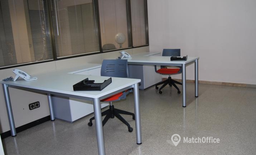 Explore oficinas temporales en Martorell 130 m², Avenida Comte de Llobregat 4 - 3 | MatchOffice
