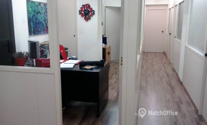 Centros de oficinas disponible para alquilar en Sant Andreu 38 m², Avinguda Meridiana 308 - 4 | MatchOffice