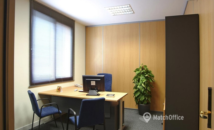 Explore oficinas temporales en Marbella 70 m², Urbana La Alzambra - 3 | MatchOffice