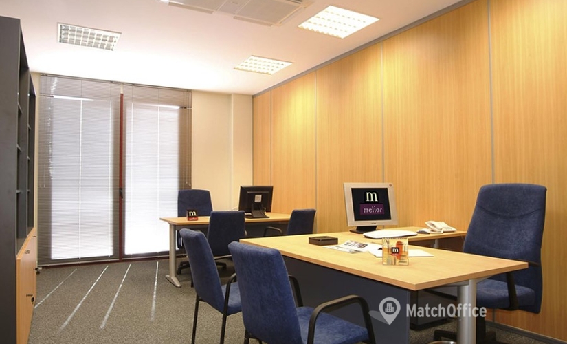 Alquile oficinas temporales en Marbella 70 m², Urbana La Alzambra - 4 | MatchOffice