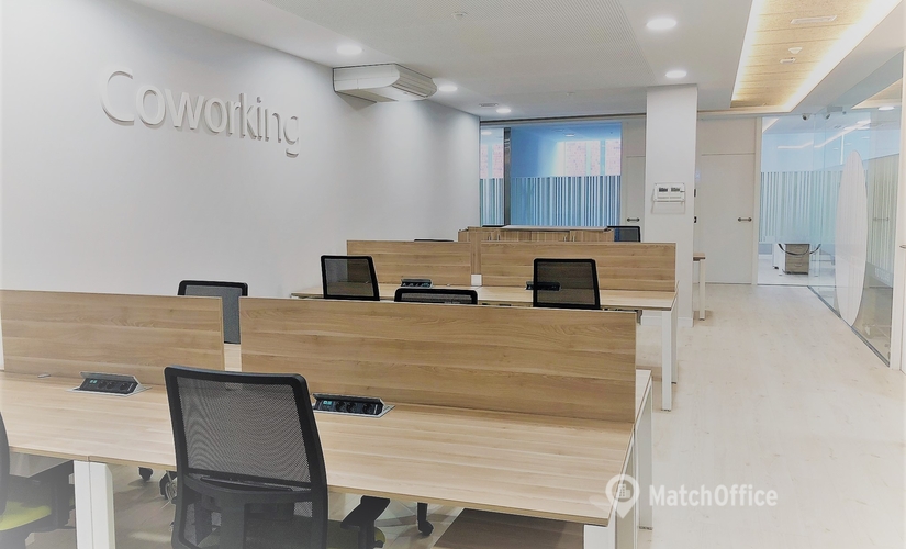 200 m² Shared office in Mataro, Ronda President Irla 26 (08302) - 1 | MatchOffice