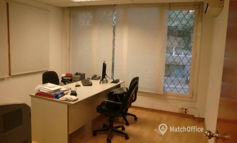 Explore oficinas compartidas en Barcelona 20 m², Calle de Balm 440 - 2 | MatchOffice