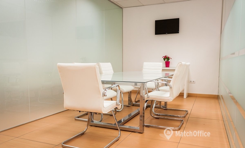 Reserve sala de reuniones fiable en Madrid Centro 20 m², Calle de Sagasta 23 - 2 | MatchOffice