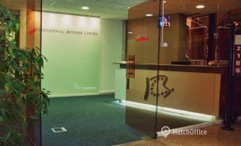 Alquile oficinas temporales en Pozuelo de Alarcón 60 m², Calle Gobelas 17 - 3 | MatchOffice.es