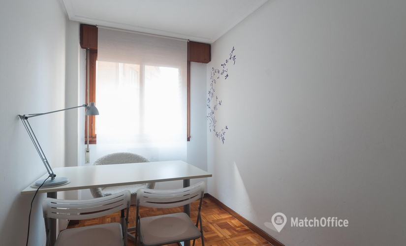 Explore flexible a 30 m² Coworking space  in Gijon, Paseo de Begoña 24 (33205) - 0 | MatchOffice